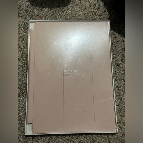 NWT Apple iPad 10.5” Pro Smart Cover in Pink Sand - Picture 1 of 2